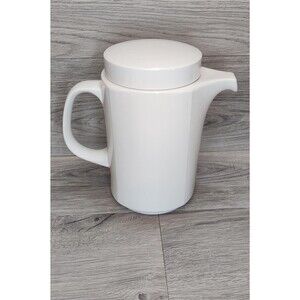 Rosenthal Studio Linie Coffee Pot, Wolf Karnagel Design, Porcelain, 1970s German